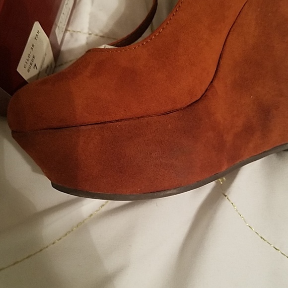 DONATED - Picture 7 of 8